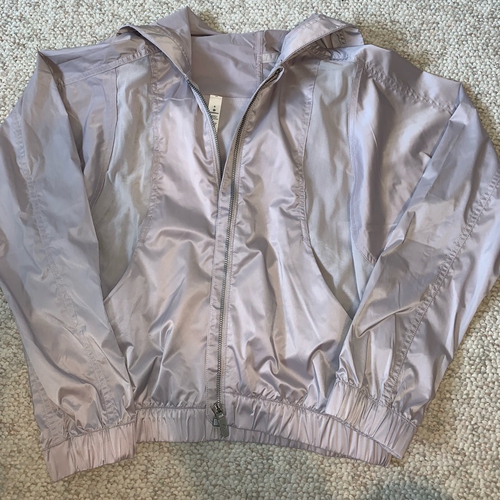 Lululemon Cropped Mesh Windbreaker - Picture 2 of 5